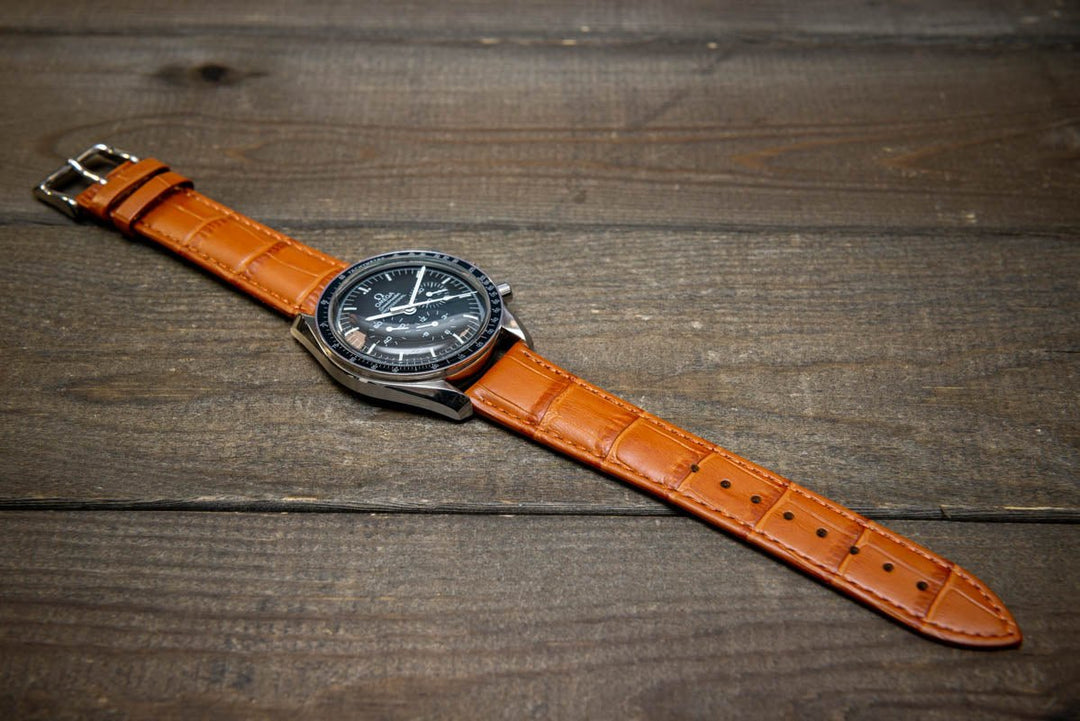 Leather watch strap, band made of calf leather with croc grain pattern 18-24 mm - finwatchstraps