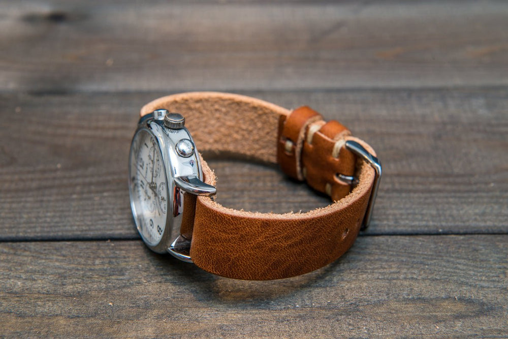 One-piece military watch band for vintage watch, Derby English Tan